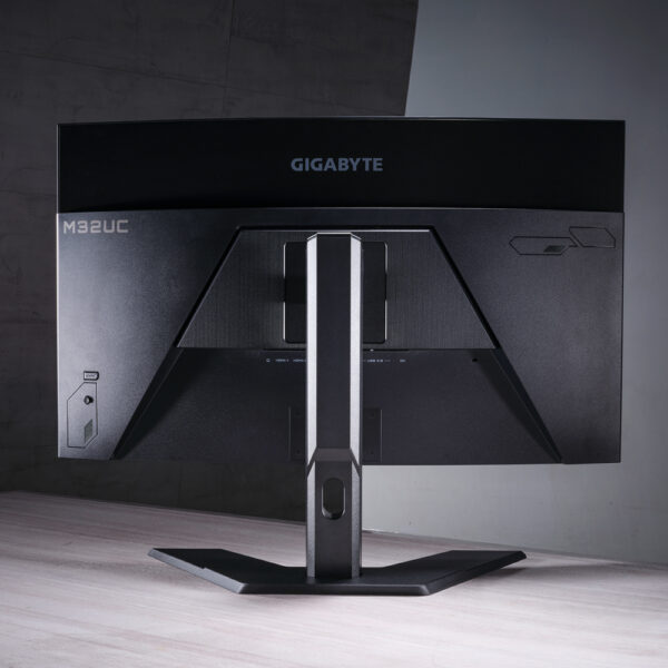 Gigabyte M32UC 31.5 Inch Curve UHD VA Panel 160 Hz 1ms MPRT Gaming Monitor - Image 7