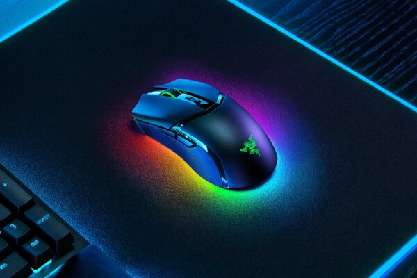 Razer Cobra Pro Compact Customizable Wireless Gaming Mouse With Razer Chroma RGB Lighting  ( RZ01-04660100-R3A1 ) - Image 7