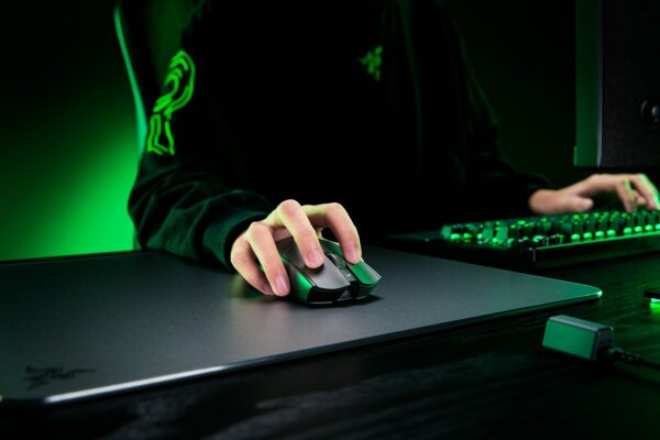 Razer Viper V3 Pro Ultra-lightweight Wireless Symmetrical Esports Black Gaming Mouse With Optical Mouse Switches Gen-3 ( RZ01-05120100-R3A1 ) - Image 5