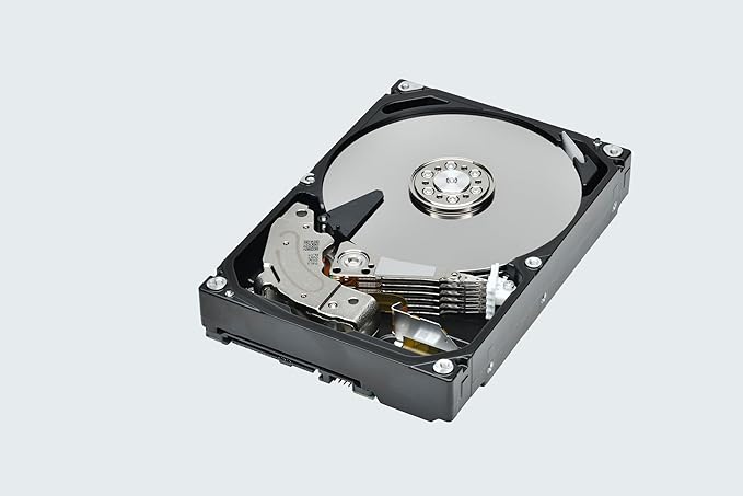 Toshiba N300 Pro 10TB 3.5-Inch SATA 6.0 Gbit/s 7200 RPM NAS Internal Hard Disk Drive ( HDWG71AAZSTB ) - Image 3